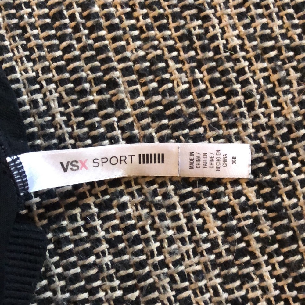 Victoria Secrets Sports Bra - Picture 4 of 5